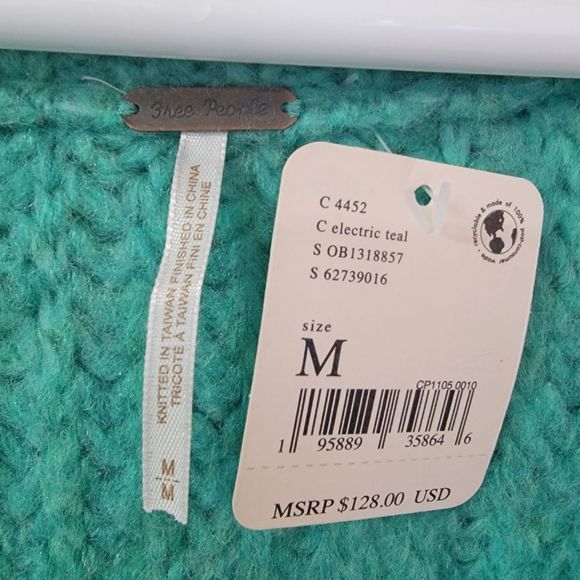 Free People Blue Bell Scoop Neck Oversized Slouchy Electric Teal Sweater NWT - Picture 10 of 15